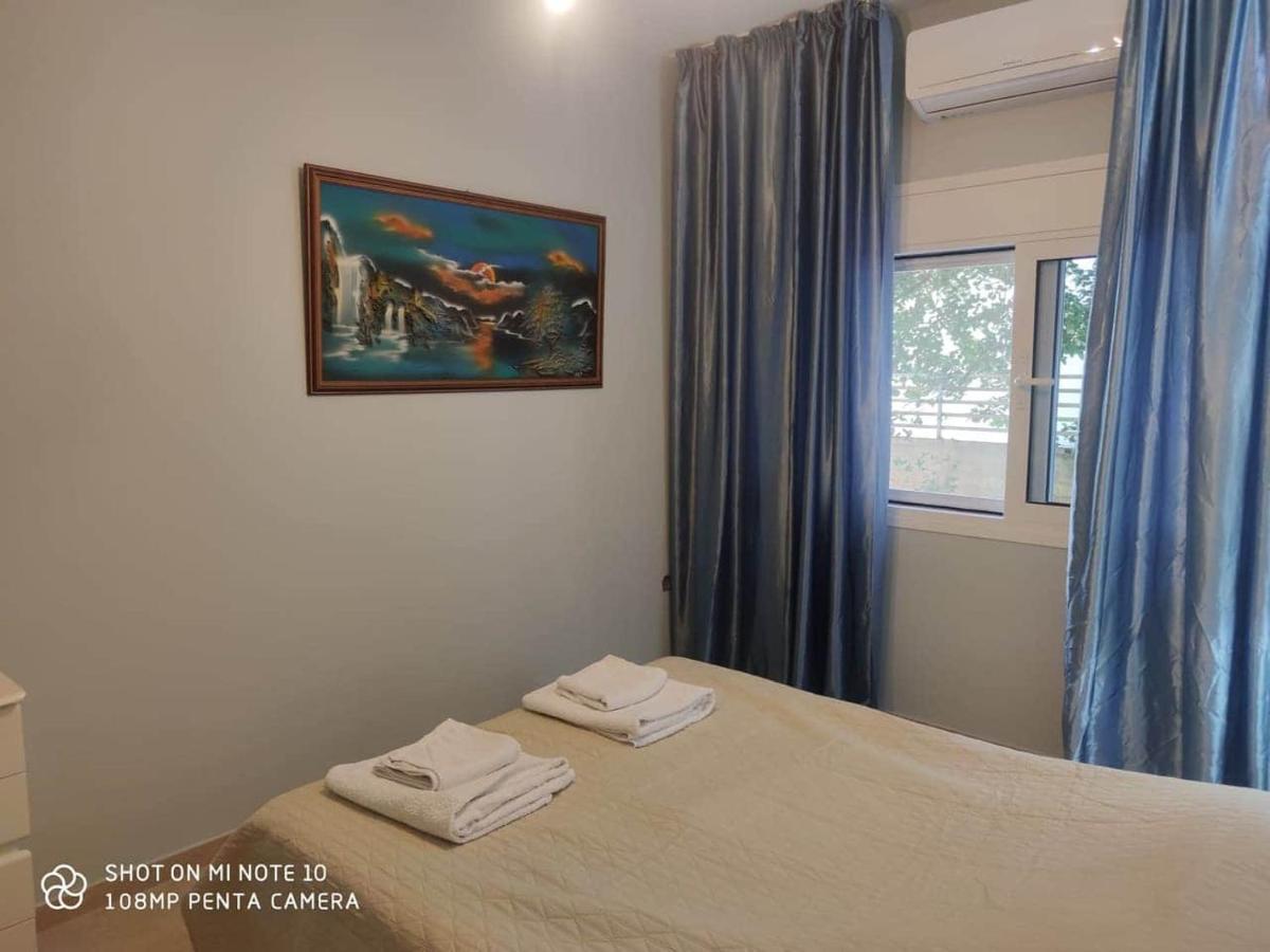 Apartment Maxim Атина Екстериор снимка