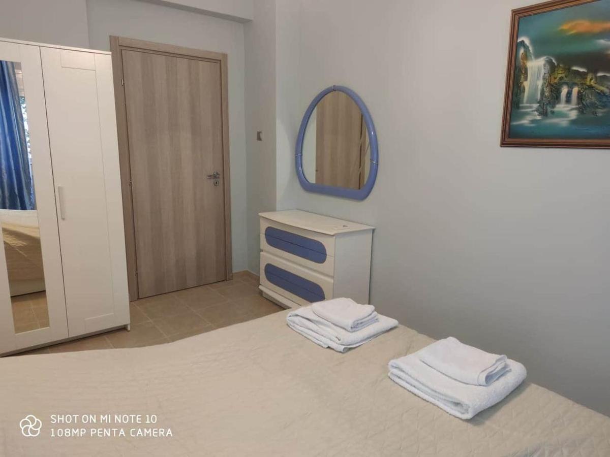 Apartment Maxim Атина Екстериор снимка