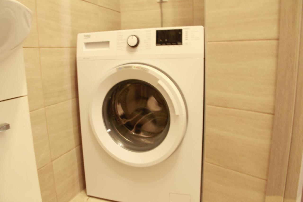 Apartment Maxim Атина Екстериор снимка